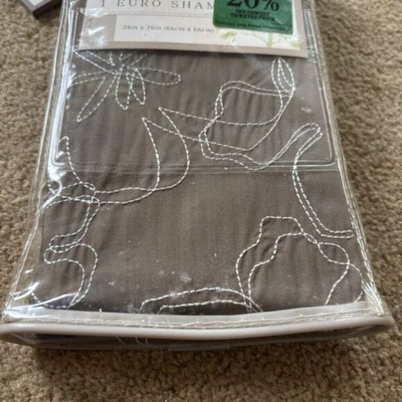Leilani 1 Euro Sham Bed Bath & Beyond *New* - Picture 4 of 6